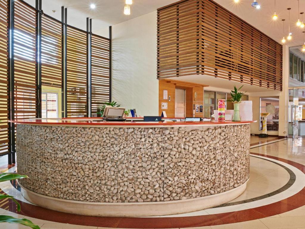 Eastiny Plaza hotel
