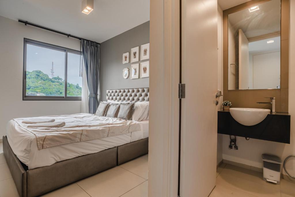 Unixx Pattaya by Alvin Unixx Pattaya by Alvin