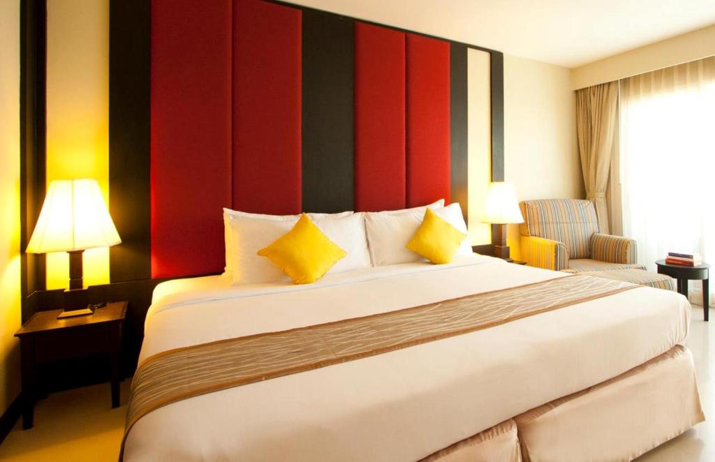 Intimate Hotel Pattaya - SHA Extra Plus Intimate Hotel Pattaya - SHA Extra Plus