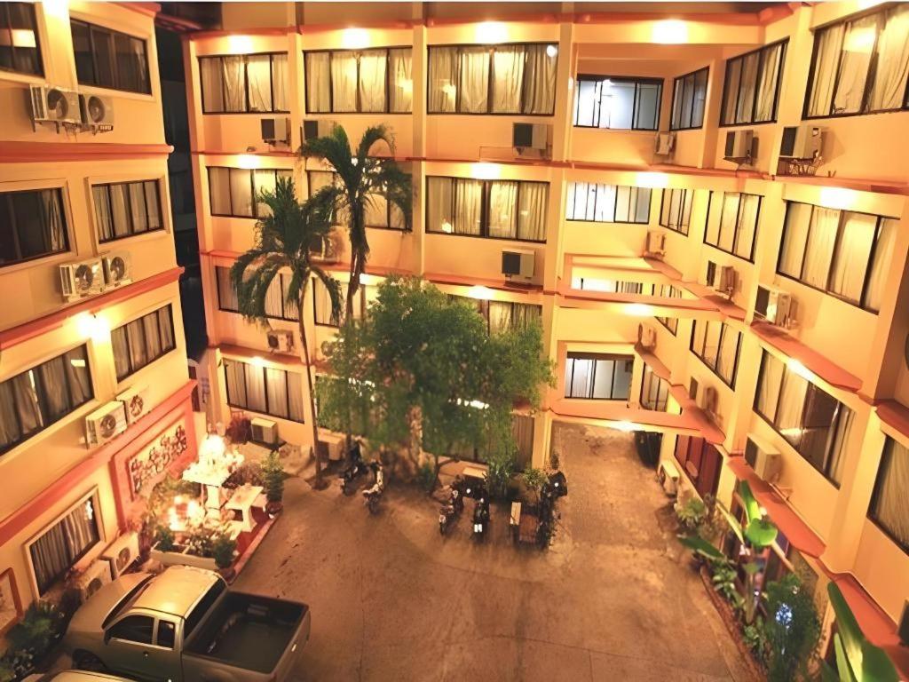 Dream Hotel Pattaya Dream Hotel Pattaya