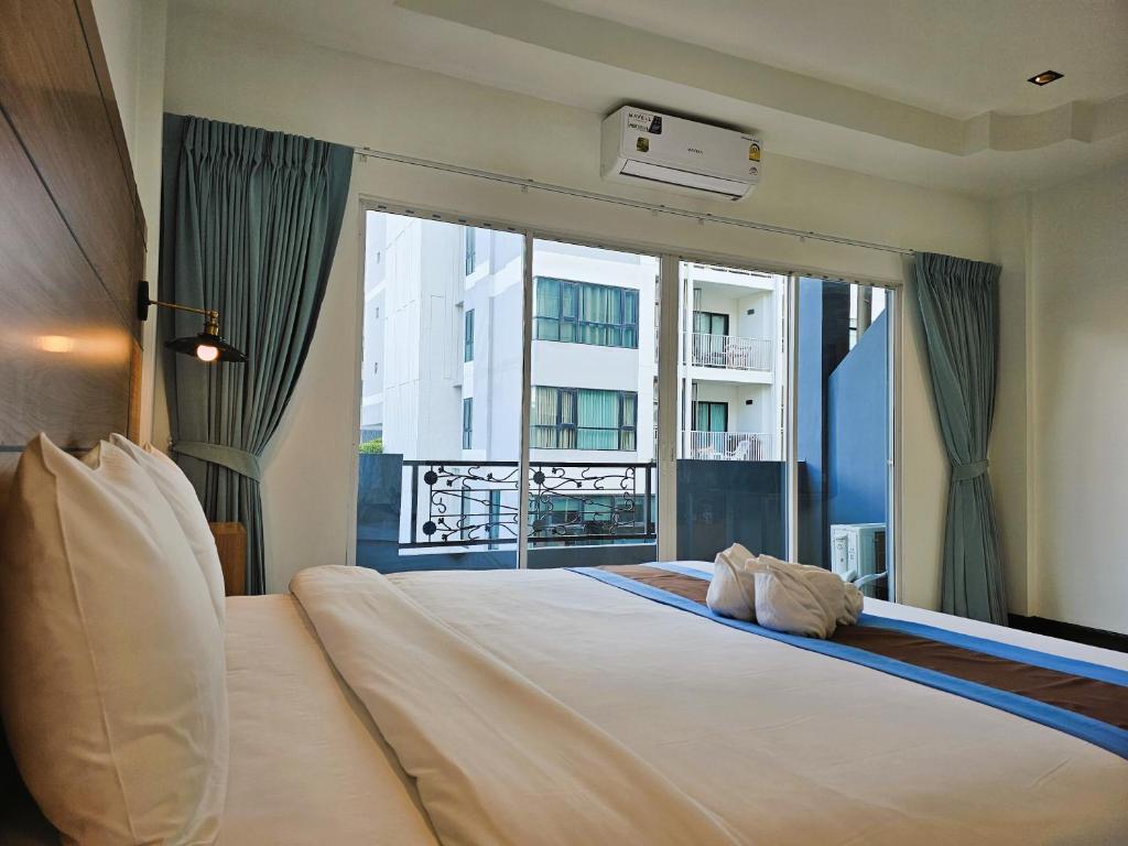 The Base Inn Pattaya The Base Inn Pattaya