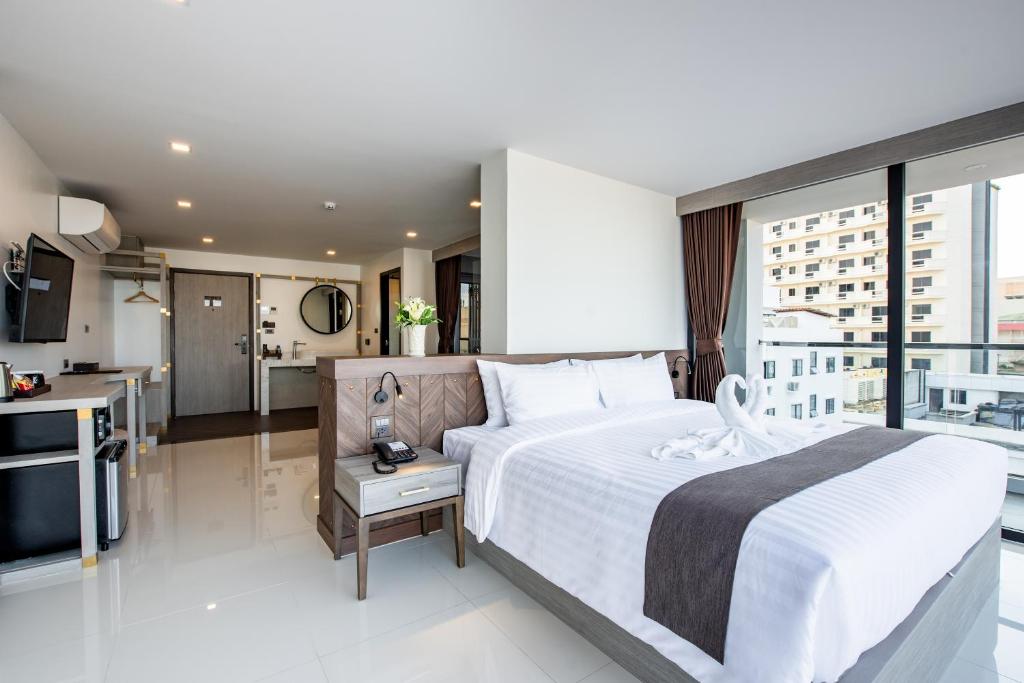 Blackwoods Hotel Pattaya - SHA Extra Plus Blackwoods Hotel Pattaya - SHA Extra Plus