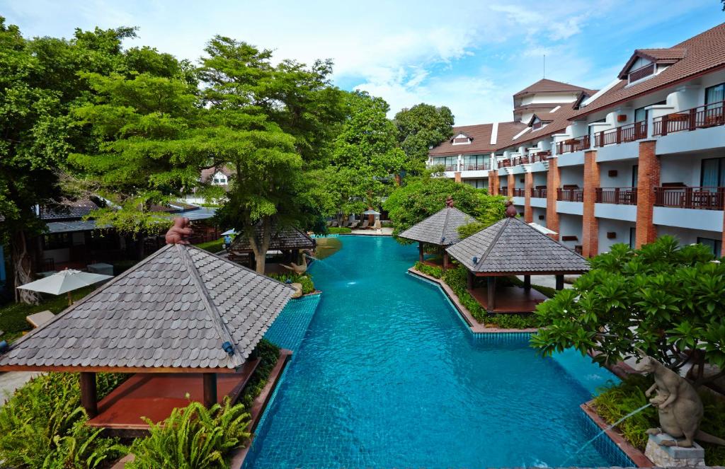 Woodlands Hotel and Resort Pattaya Woodlands Hotel and Resort Pattaya