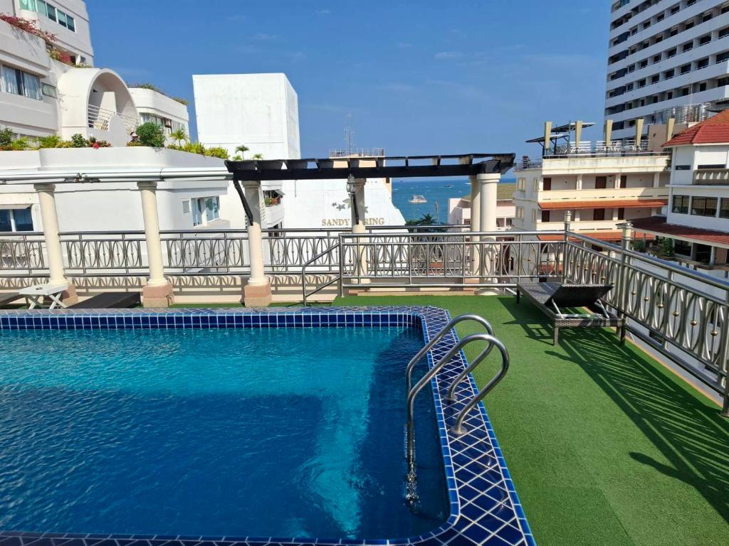 Whitehouse Condotel Whitehouse Condotel