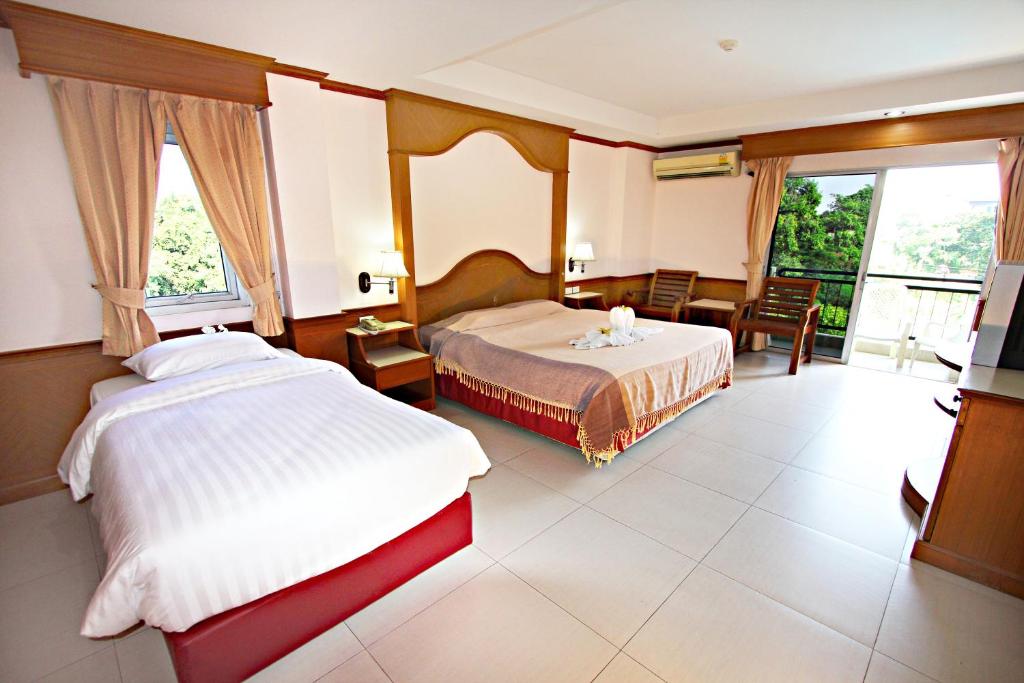 Lek Villa Lek Villa