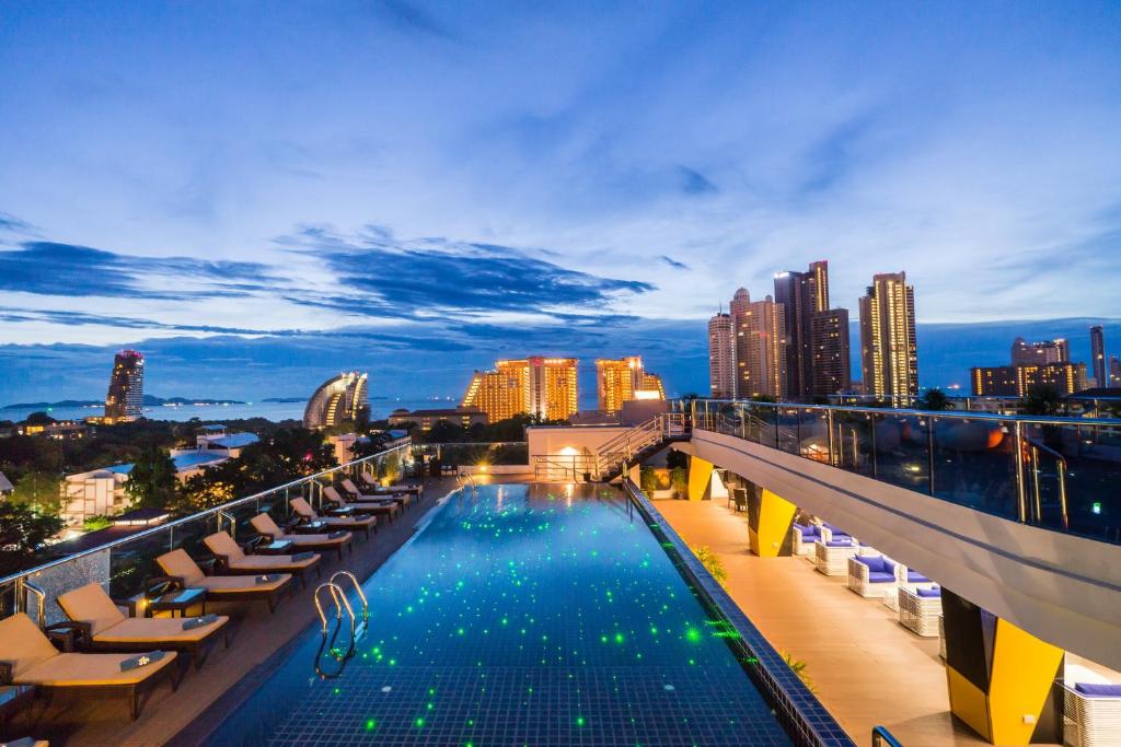 Blue Boat Hotel JC Blue Boat Hotel JC