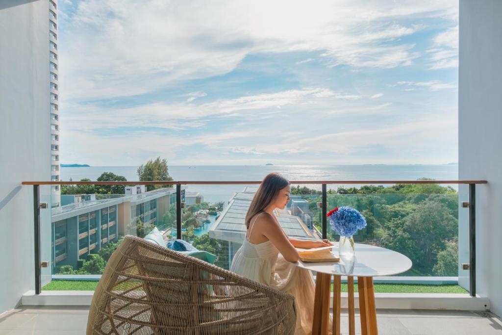 Renaissance Pattaya Resort & Spa Renaissance Pattaya Resort & Spa