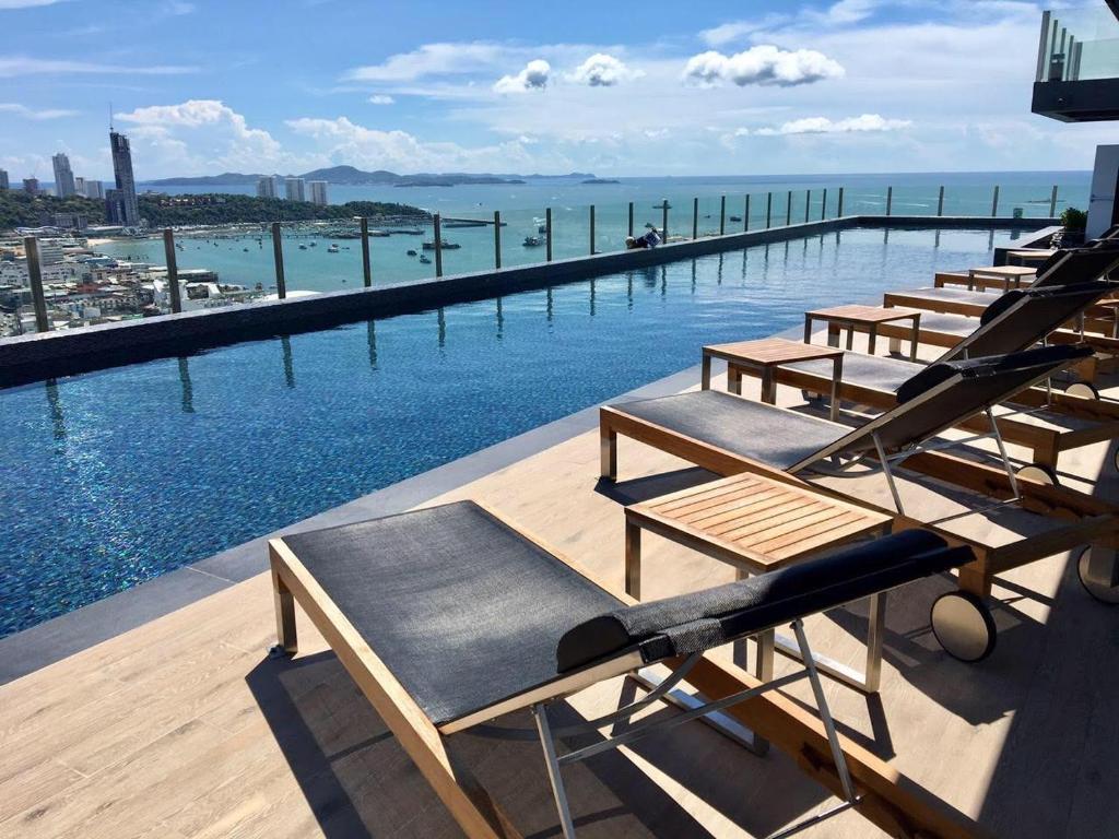The Base Pattaya The Base Pattaya