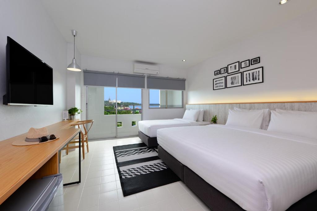 Ruenthip Pattaya Ruenthip Pattaya
