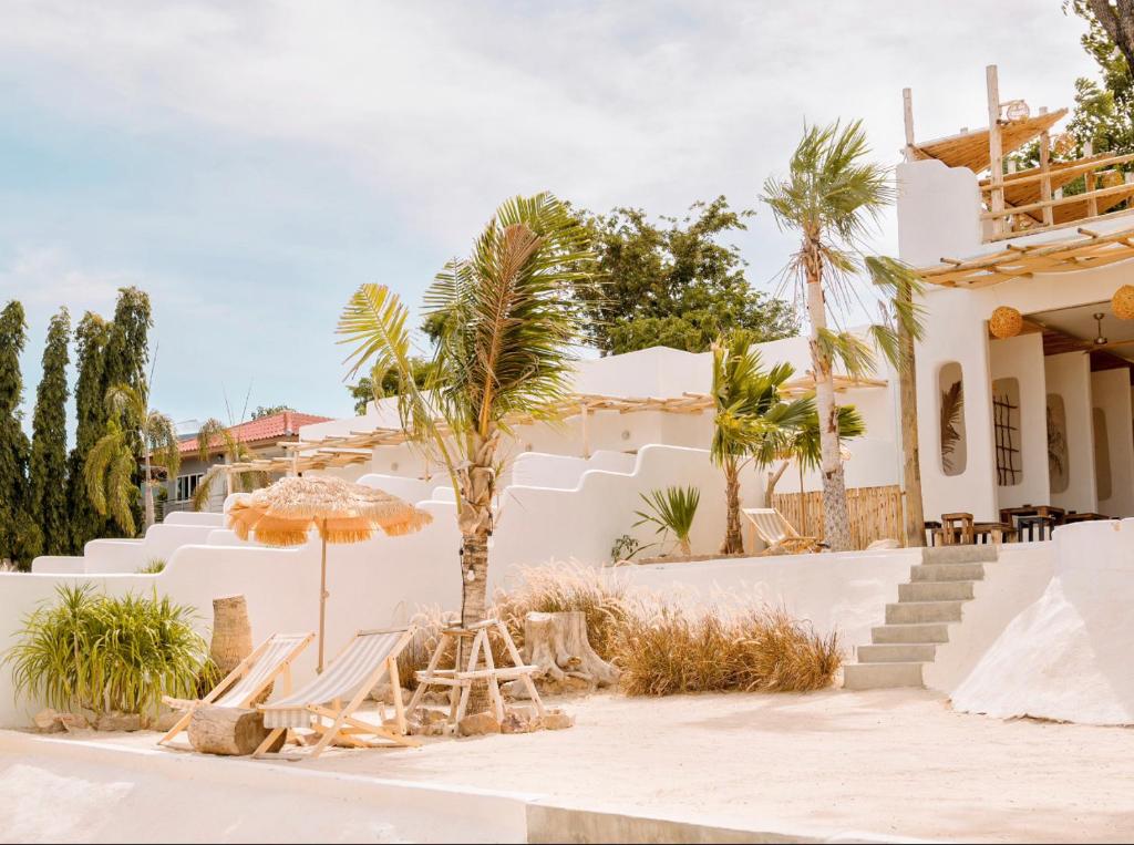Kamari Cafe&Resort Kohlarn คามารีคาเฟ่แอนด์รีสอร์ทเกาะล้าน