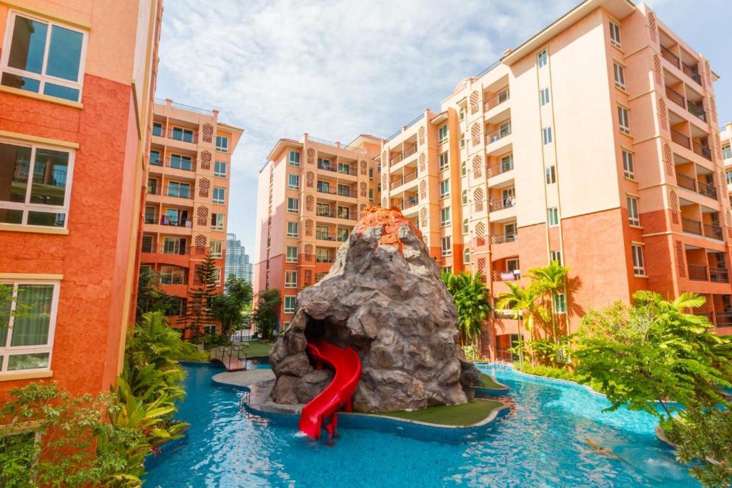 Seven Seas Condo Resort by Jay Jay