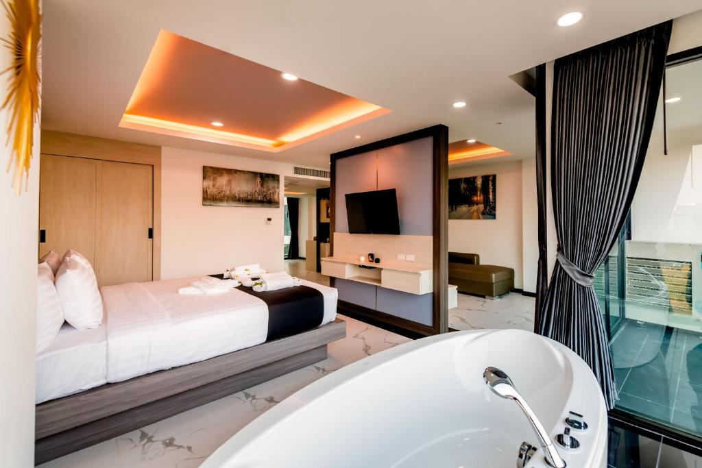 The Proud Hotel Pattaya - SHA Certified The Proud Hotel Pattaya - SHA Certified