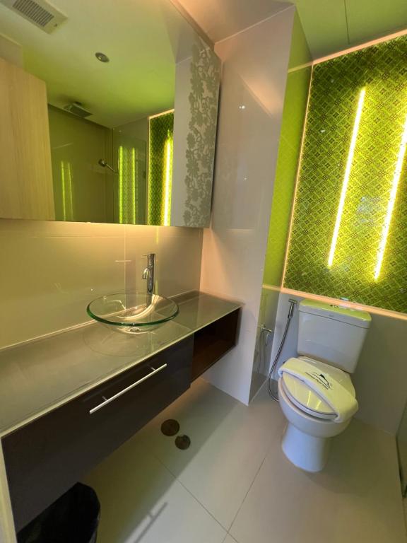 Grande Caribbean Condo by Somphong Grande Caribbean Condo by Somphong