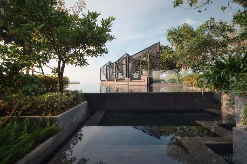 Edge Central Pattaya by JJJ