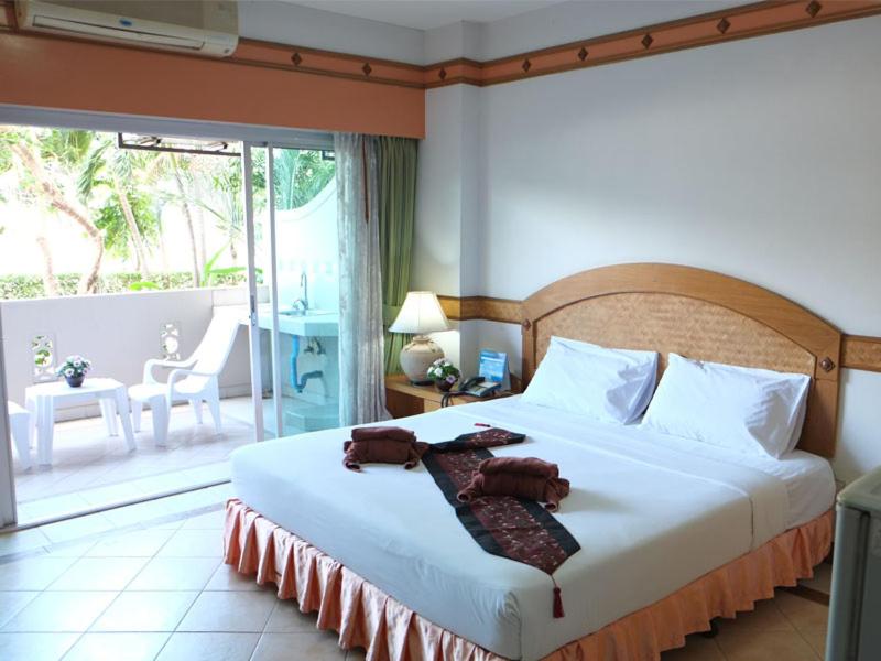 Diana Garden Resort - SHA Extra Plus