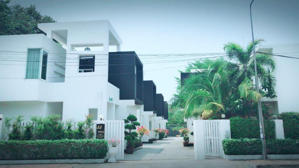 JJ RESORT (VILLA) JJ RESORT (VILLA)