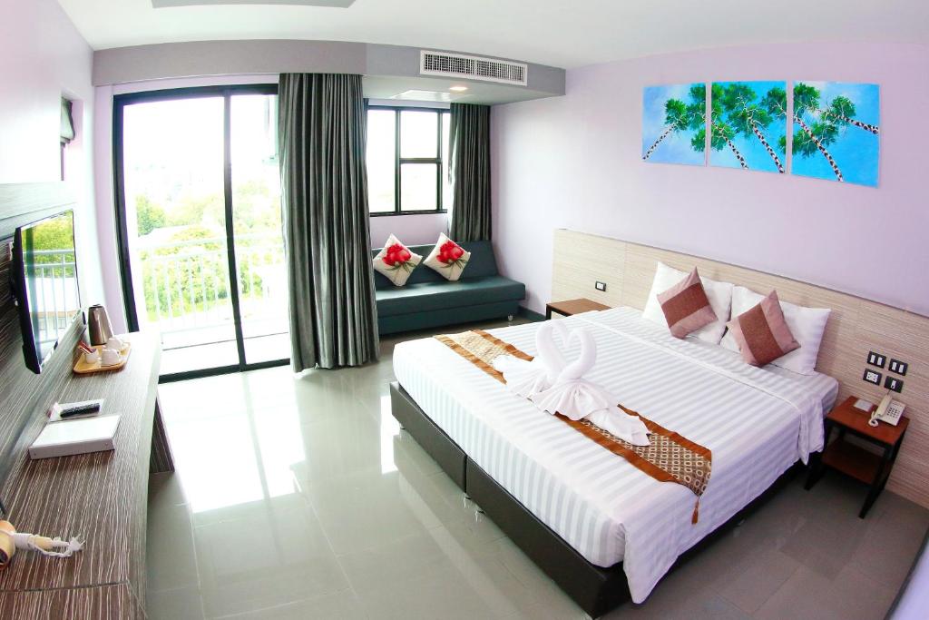 Arthitaya Green Nature Hotel & Lakkhana Poolside Resort Arthitaya Green Nature Hotel & Lakkhana Poolside Resort