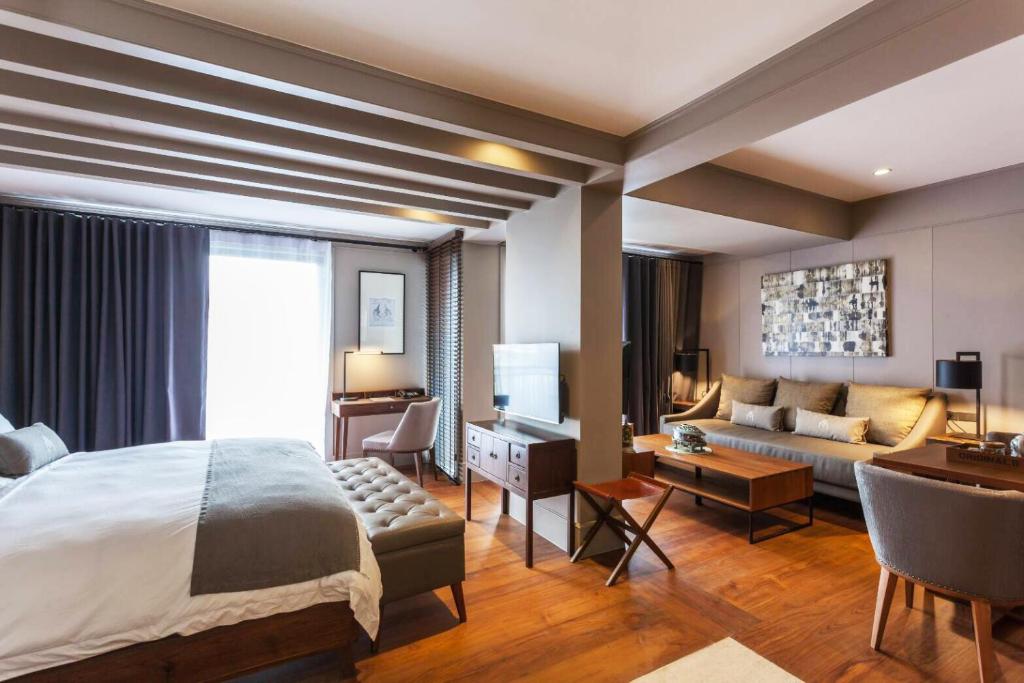 Marine Beach Hotel Pattaya - SHA Plus Marine Beach Hotel Pattaya - SHA Plus