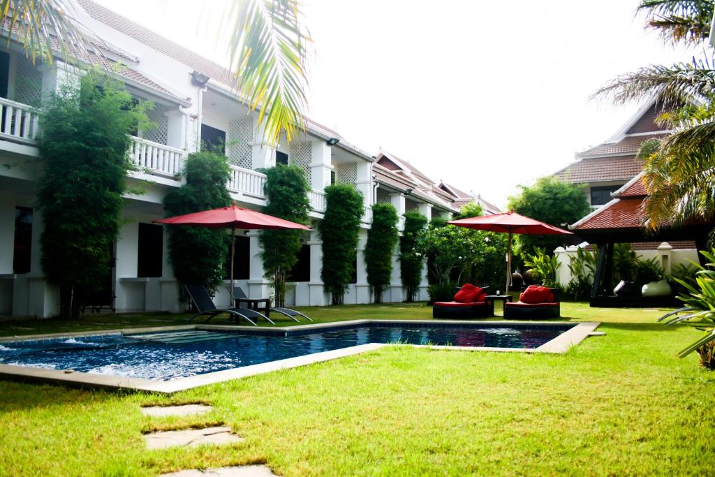 Palm Grove Resort, Pattaya