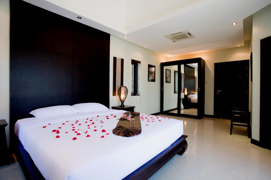 Palm Grove Resort, Pattaya