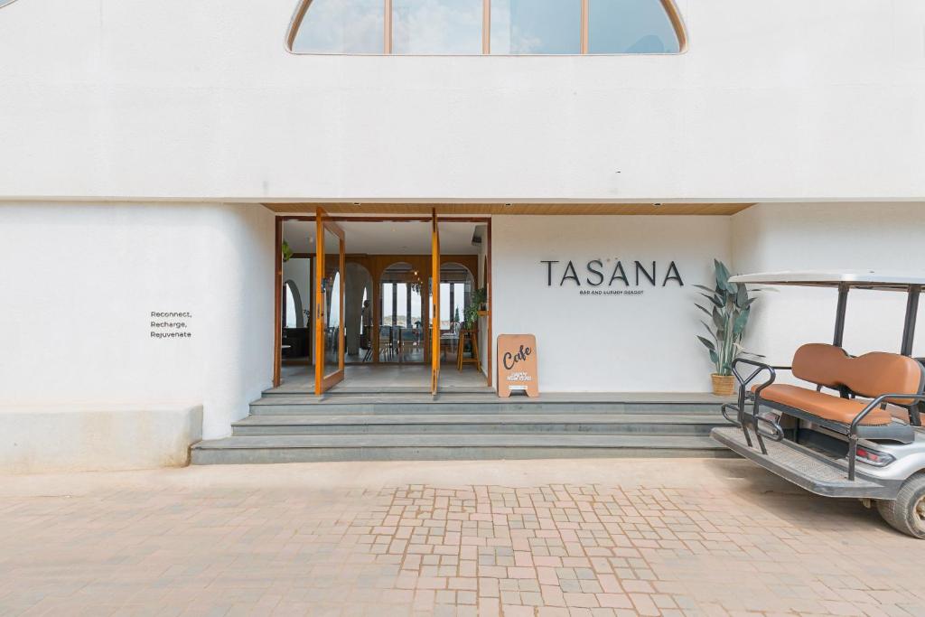 Tasana bar and luxury resort Tasana bar and luxury resort