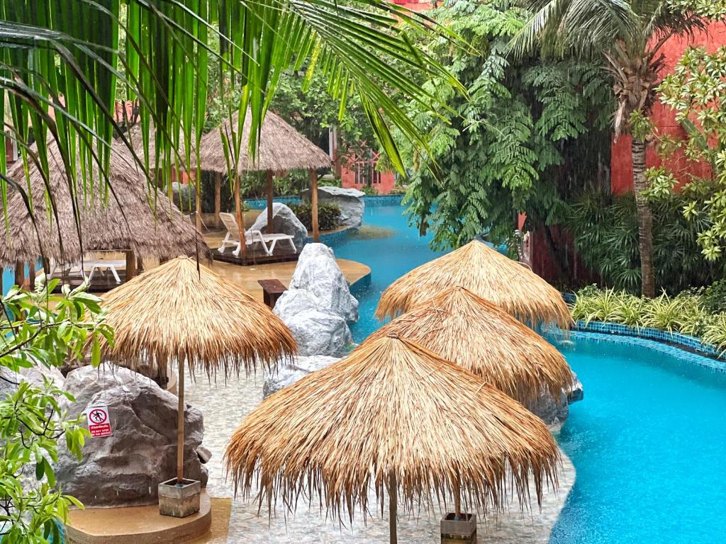 Seven Seas Condo Resort Jomtien Pattaya #Pool View #Near Beach Seven Seas Condo Resort Jomtien Pattaya #Pool View #Near Beach