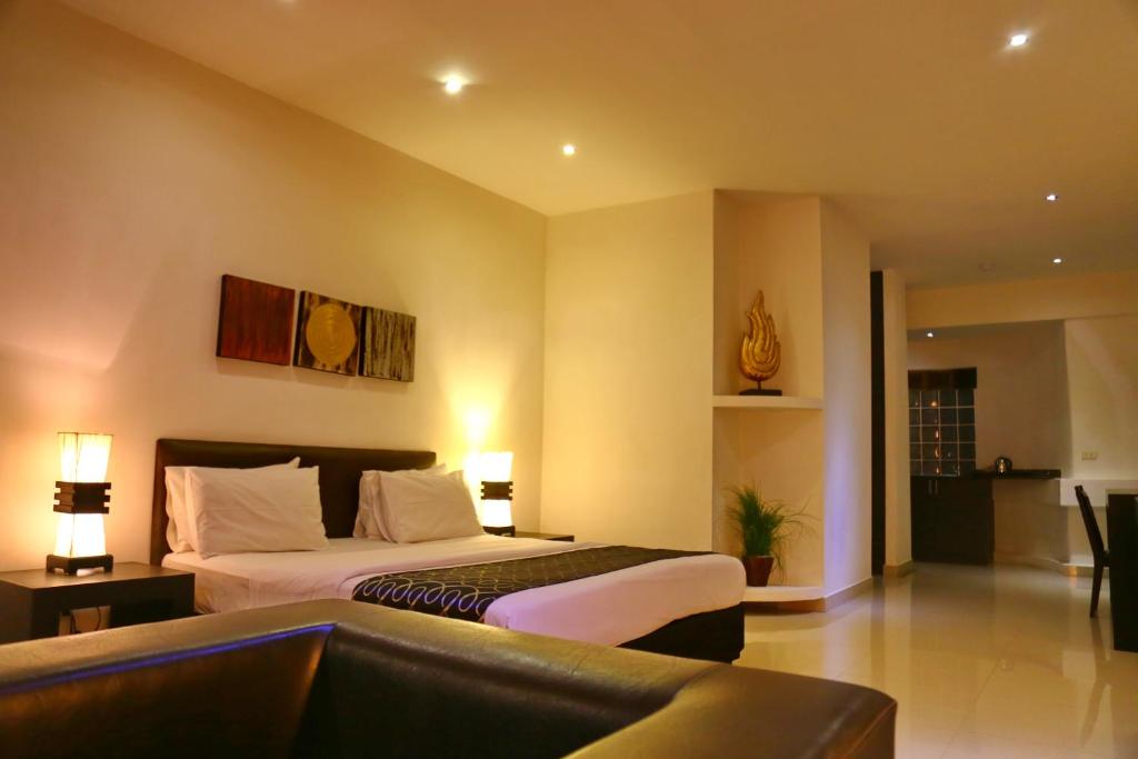 East Suites East Suites