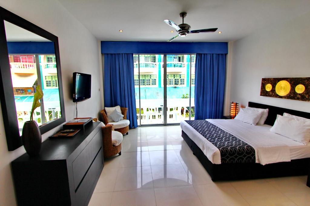East Suites East Suites