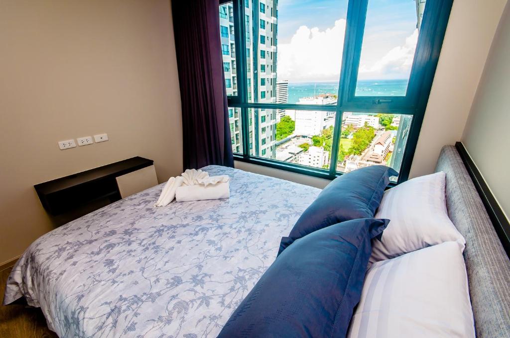 Central Pattaya Residence-The Base Condo