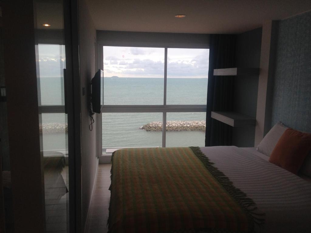 Nantra Pattaya Baan Ampoe Beach
