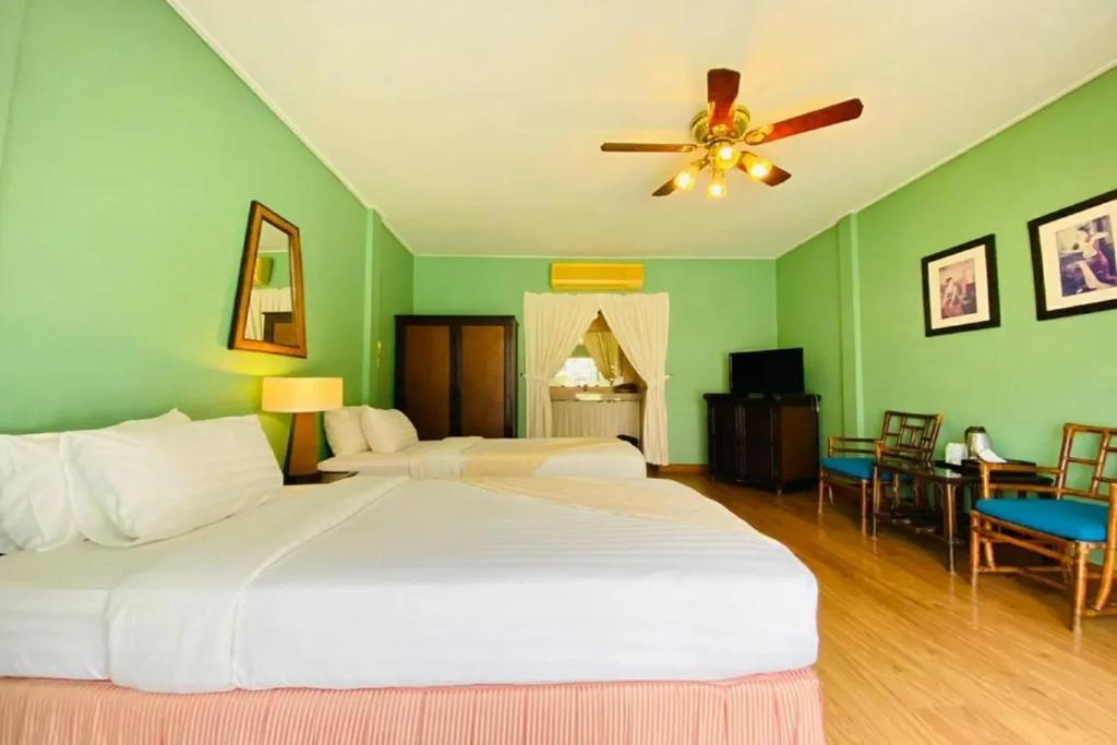 Safari Riviera Resort Safari Riviera Resort