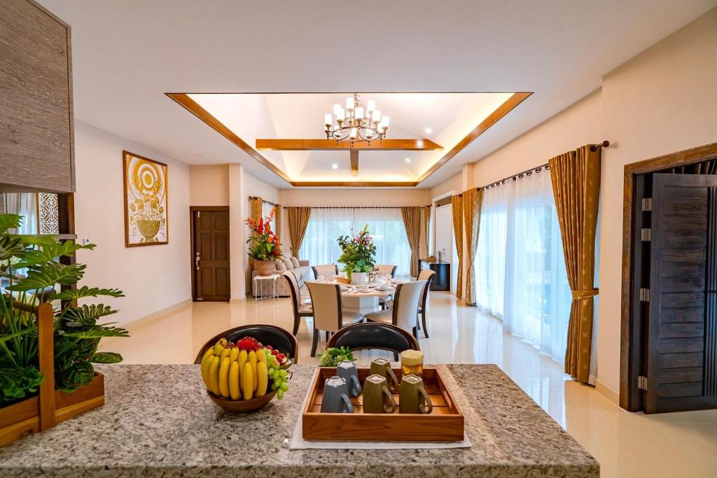 Silverlake Oasis : Pool Villa