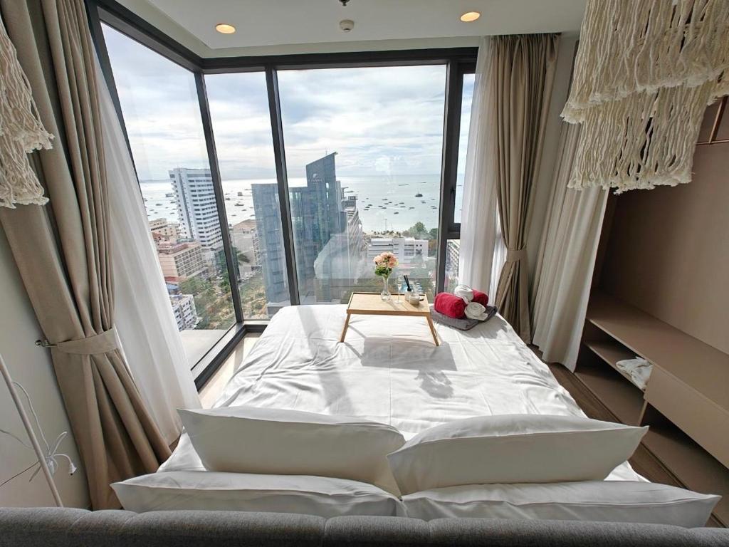 Edge Central Pattaya by Mickey Edge Central Pattaya by Mickey