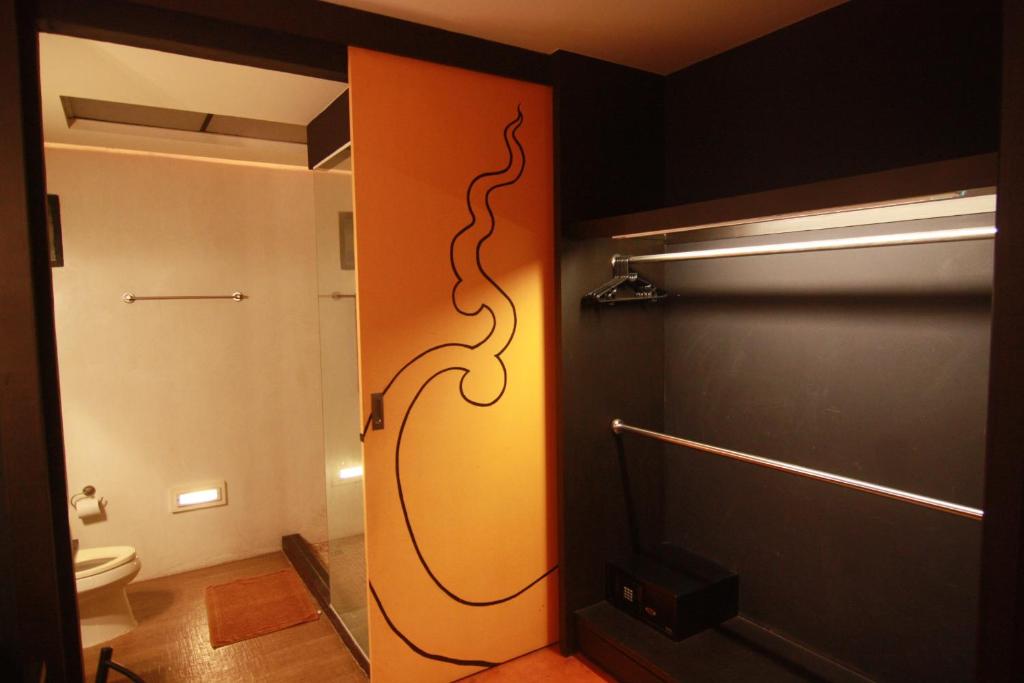 Room 6 pattaya tower