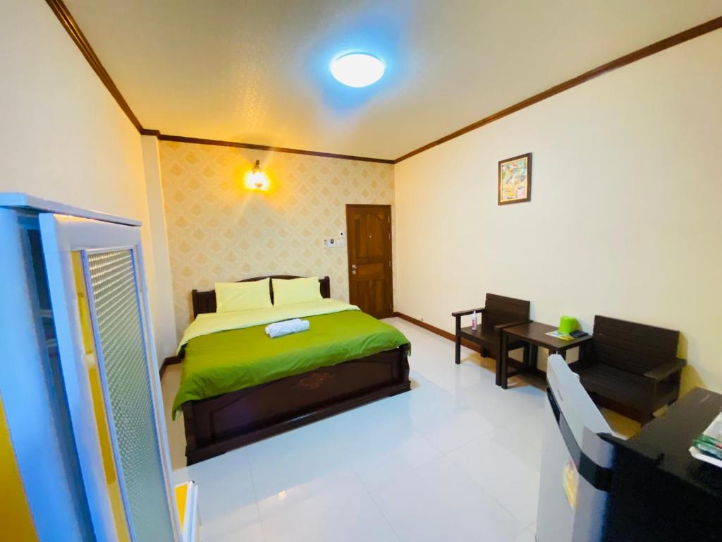 Rak Ban Kerd House Rak Ban Kerd House
