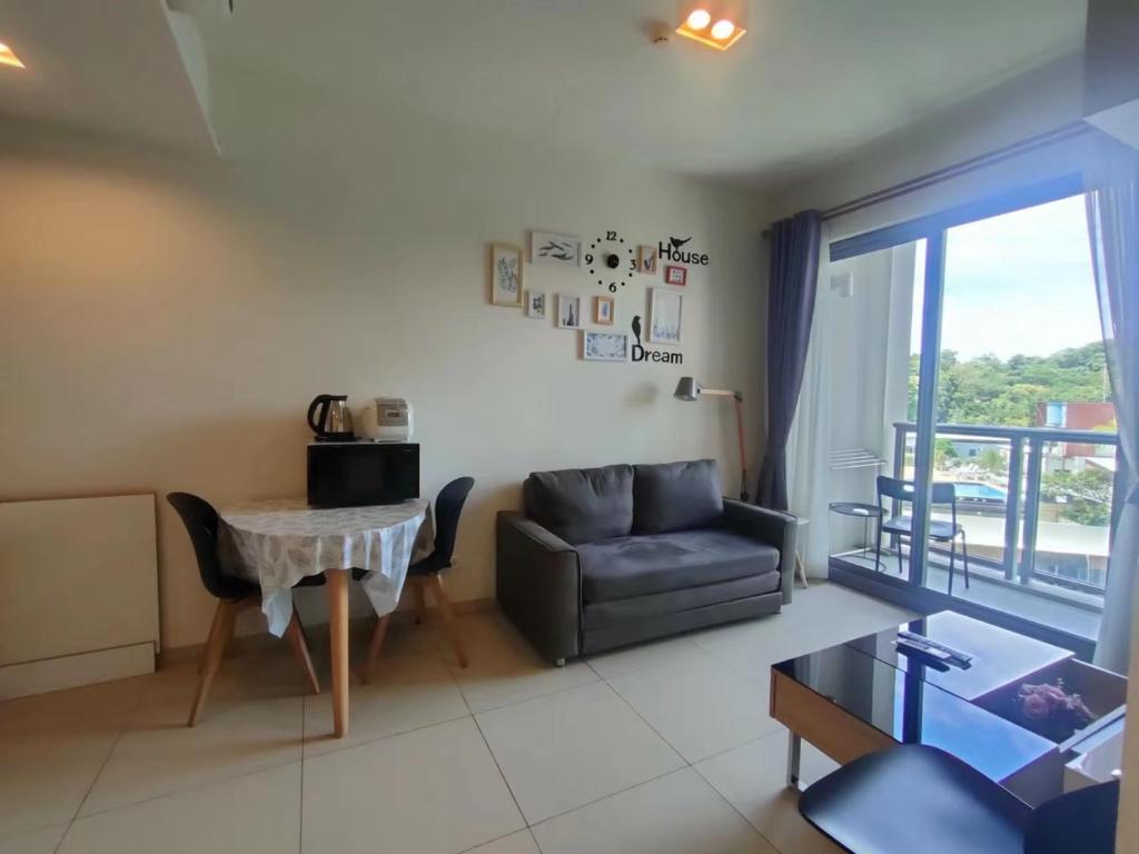 Unixx South Pattaya 25 Unixx South Pattaya 25