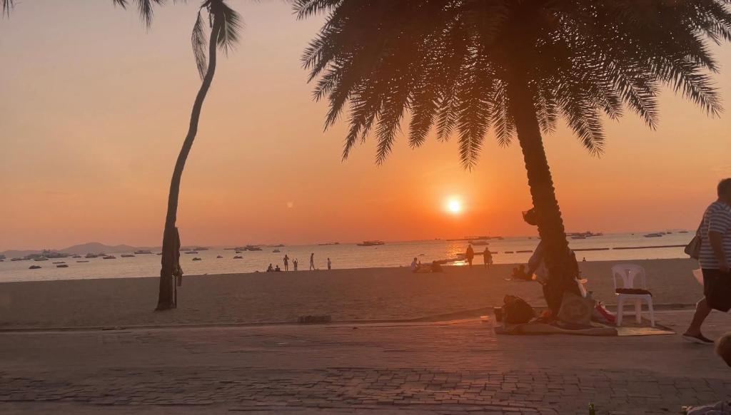 Kann Villa Jomtien Beach & Bobi Trip Kann Villa Jomtien Beach & Bobi Trip