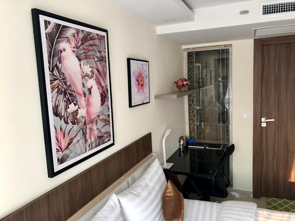 Luxury Business Suits in Grand Avenue by Pattaya City Estates