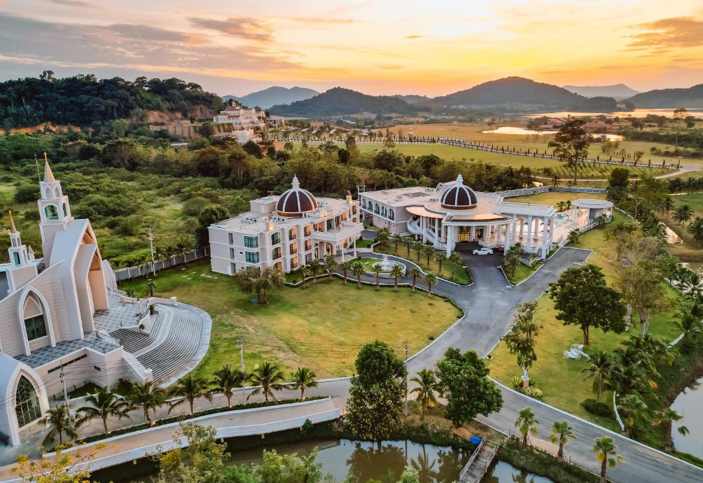 Grand Lord Hotel & Residence Grand Lord Hotel & Residence