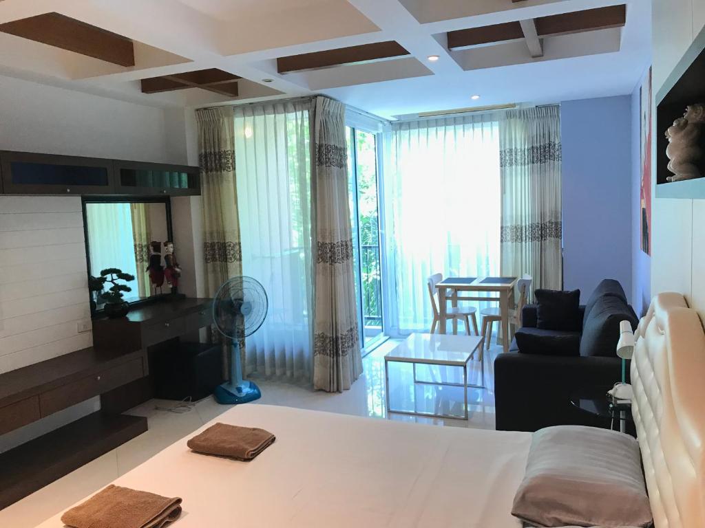 Diamond Suite