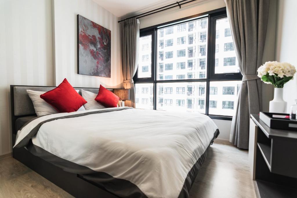 The Base Central Pattaya By Pattaya Holiday The Base Central Pattaya By Pattaya Holiday