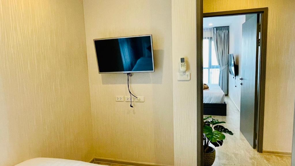 The base Central Pattaya 2 bed 2 bath by Numam