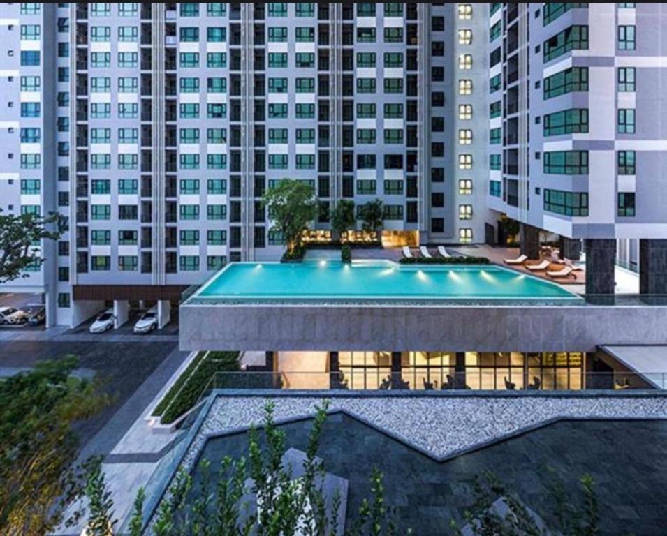 The Base Central Pattaya by Mickey The Base Central Pattaya by Mickey