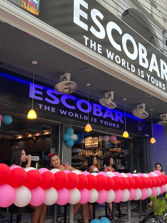 Escobar guest house jomtien