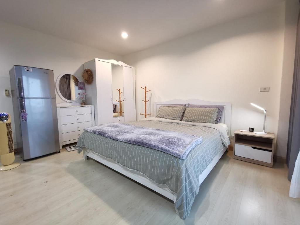 The Beach Bangsaen Condo Sea View Room 327-62 Top Floor-Free Netflix The Beach Bangsaen Condo Sea View Room 327-62 Top Floor-Free Netflix