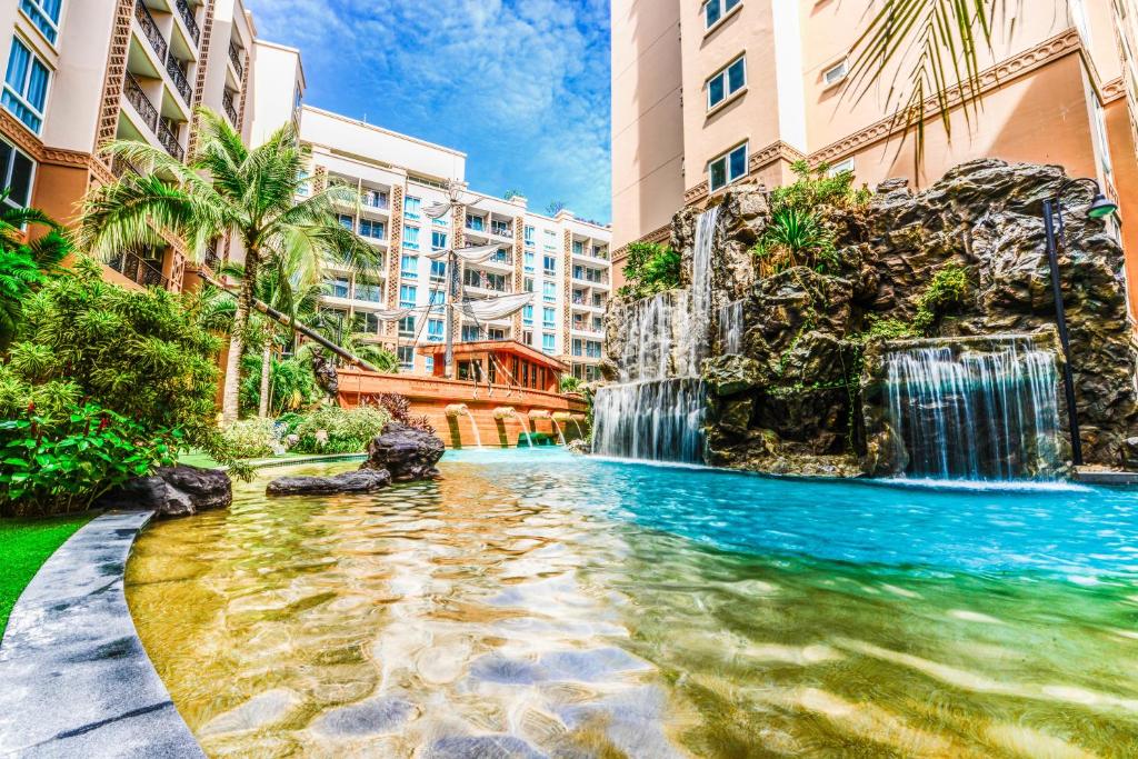 Atlantis Condo Resort Pattaya Atlantis Condo Resort Pattaya