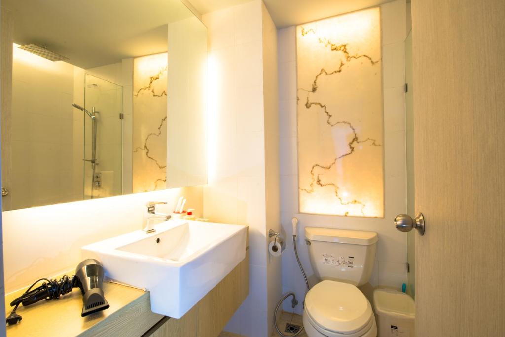 Atlantis Condo Resort Pattaya Atlantis Condo Resort Pattaya