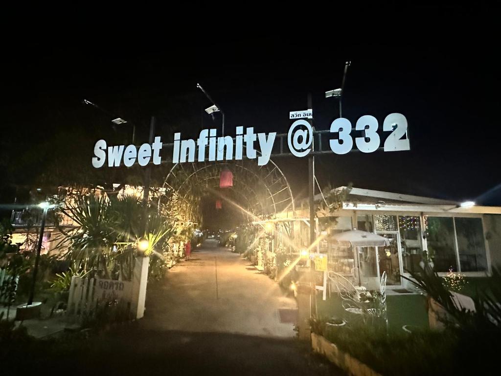 Sweet Infinity @332 Sweet Infinity @332