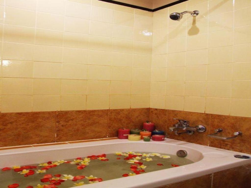 Sarita Cha let and Spa