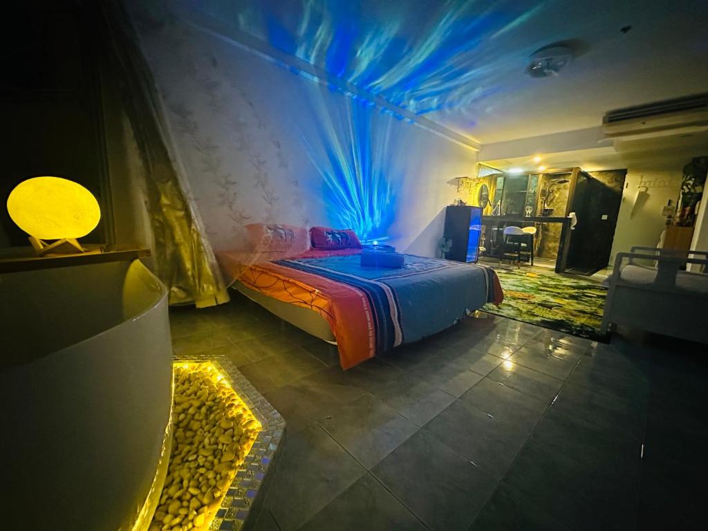 High Floor Seaview Beach Apartments-tub face to Ocean,projector,high speed Wi-Fi High Floor Seaview Beach Apartments-tub face to Ocean,projector,high speed Wi-Fi